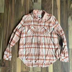 Universal Thread flannel button down shirt